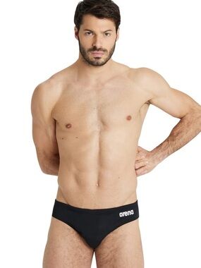 ARENA Men’s Solid Swim Brief Athletic Swimwear Professional Training Swimsuit 26